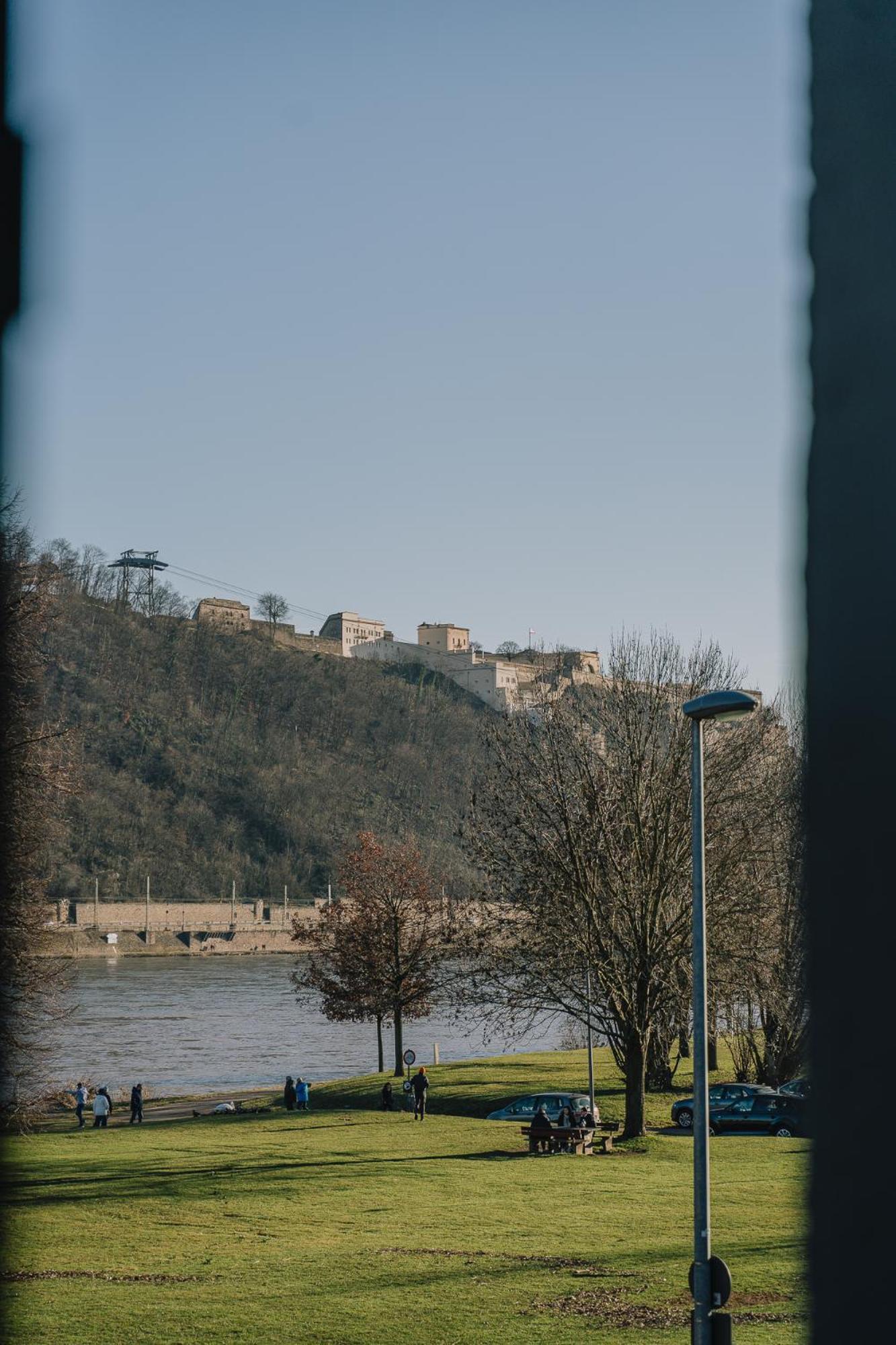 Gemuetliche Rheinblick Residenz Apartment โคเบลนซ์ ภายนอก รูปภาพ